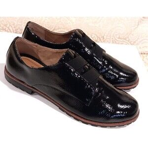 Me Too Women's 11M "Gabby" Black Faux Patent Leather Loafers